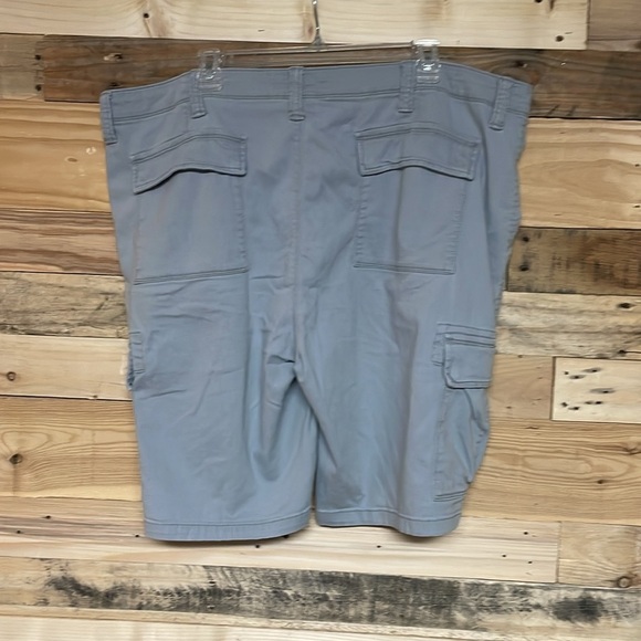 Arizona Jean Co size 42 Classic Fit Gray Cargo Stretchy and Soft Shorts - Picture 11 of 13